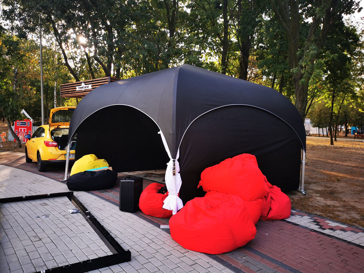 "Park" domed tents 4x4m (12x12ft)